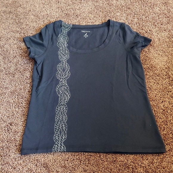 Nautica gently worn navy t-shirt with rope design - Picture 1 of 5